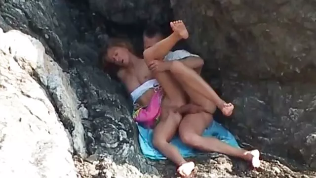 Dani voir film porno lesbienne