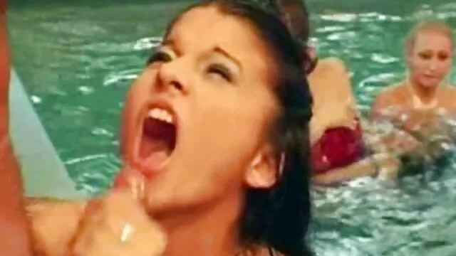 Naomi film porno en francais lesbienne